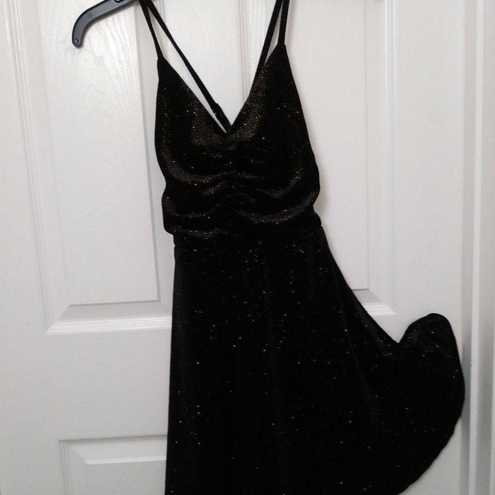 Juniors Black Shimmery Velvet Lace-Up Back Skater Dress - Picture 8 of 12